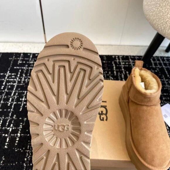UGG Australia Classic Ultra Mini Platform Boots - Picture 8 of 8